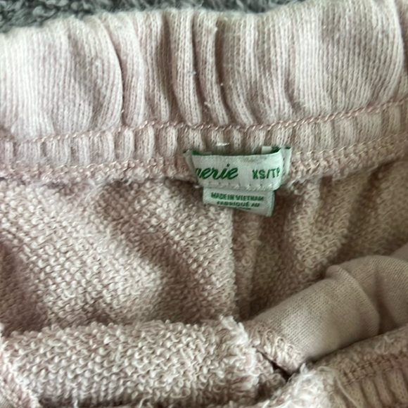 Aerie shorts - Picture 3 of 3